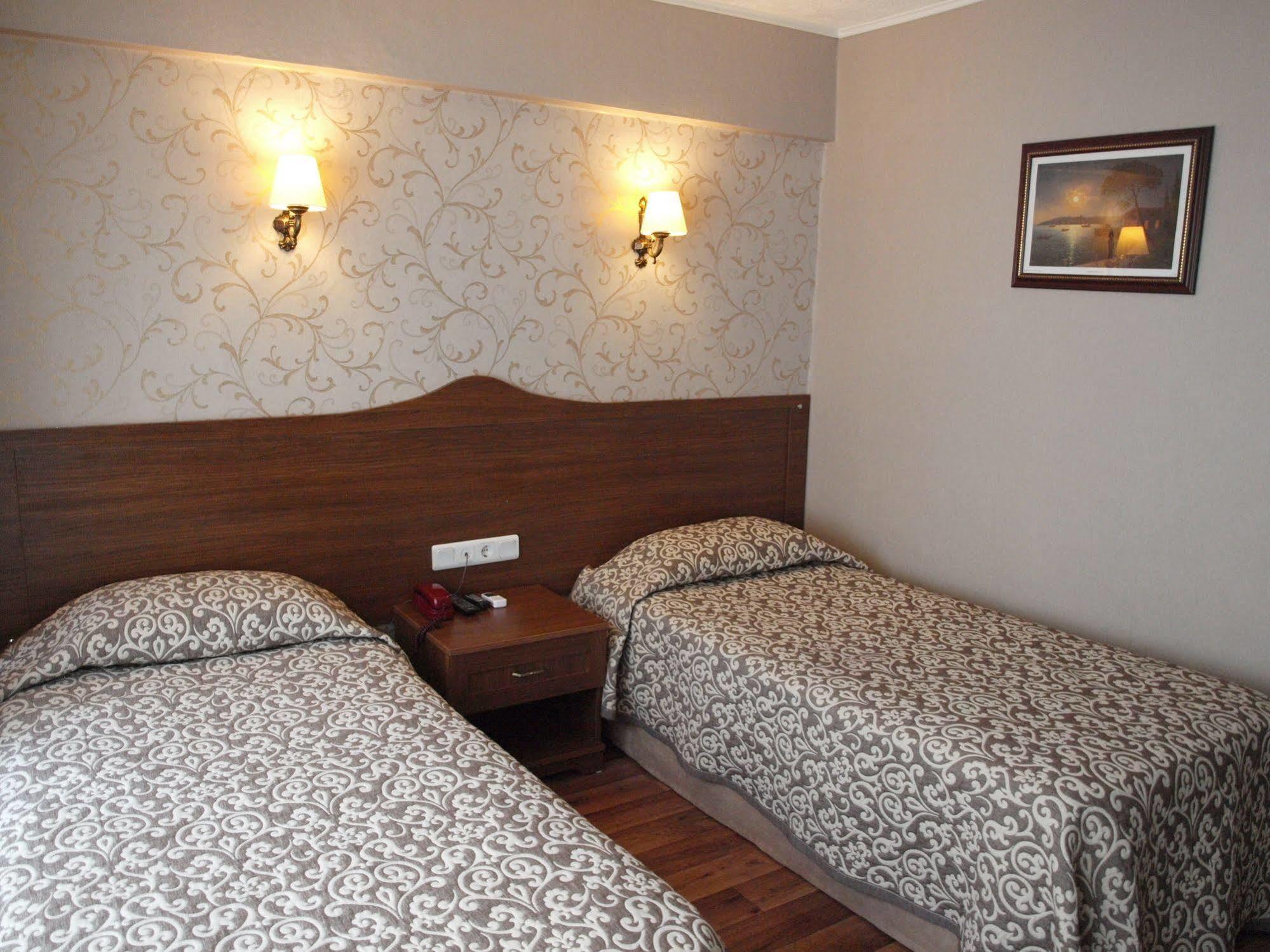Hotel Nezih Istanbul Exterior foto